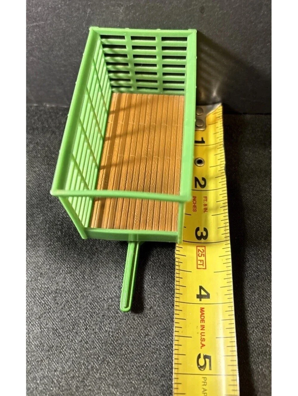 Vintage John Deere Bale Throw Wagon Die-cast Ertl Hay Wagon 1/64 Loose Great Con